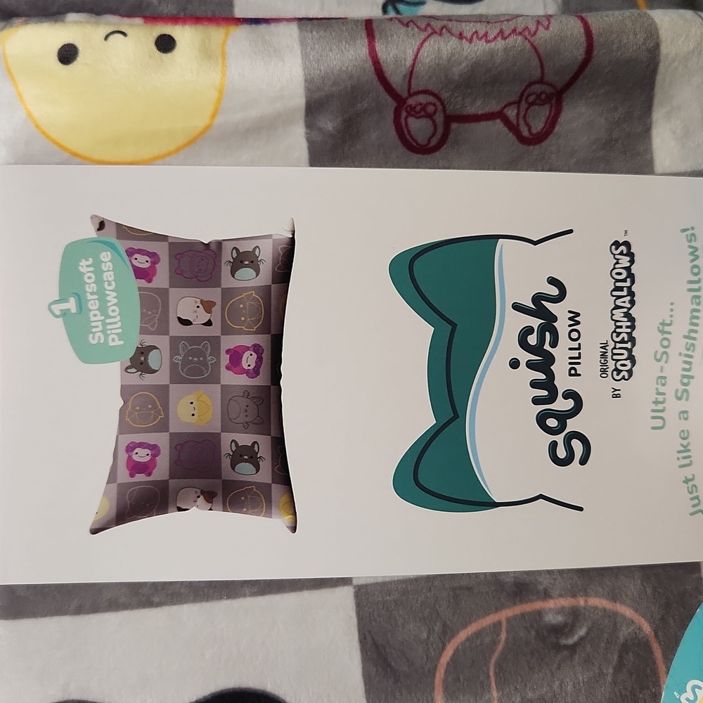 SQUISHMALLOWS ultra Soft Pillow Cases  Each Comes With A SMALL SQUISHMALLOW. - Picture 16 of 16